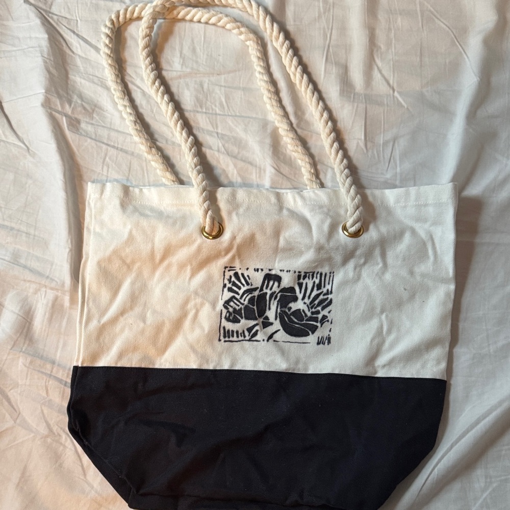 Crown and Bloom hand painted Canvas Two-Tone Rope-Handle Tote White and Black
